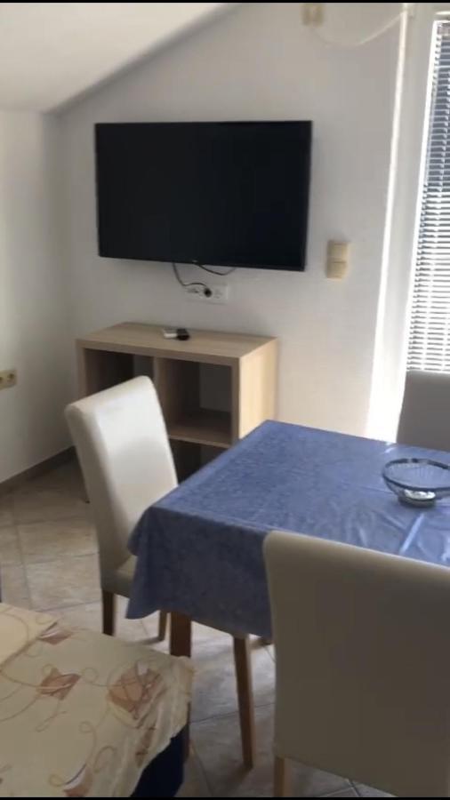 Miro Apartmani Ražanac Extérieur photo
