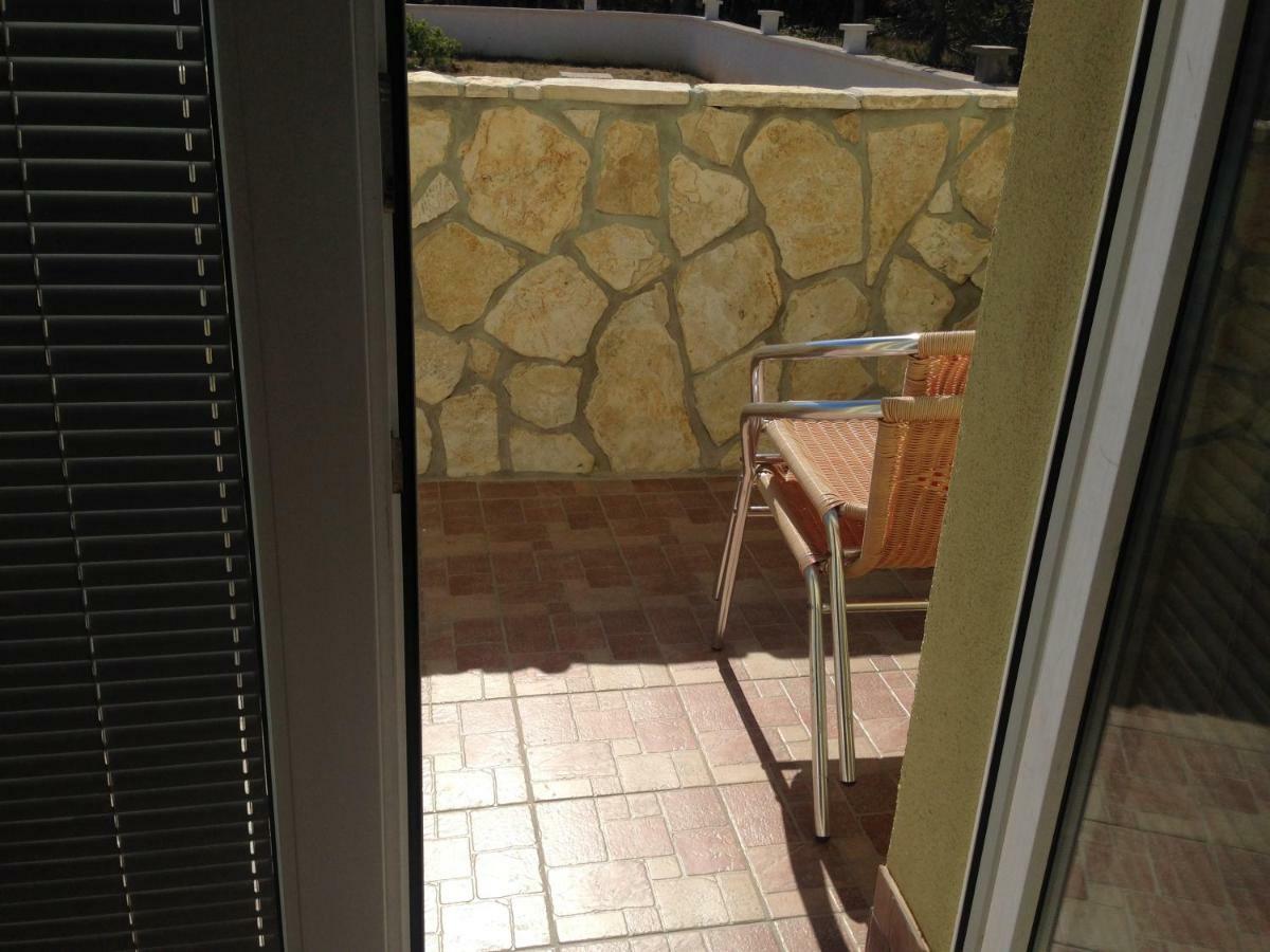 Miro Apartmani Ražanac Extérieur photo