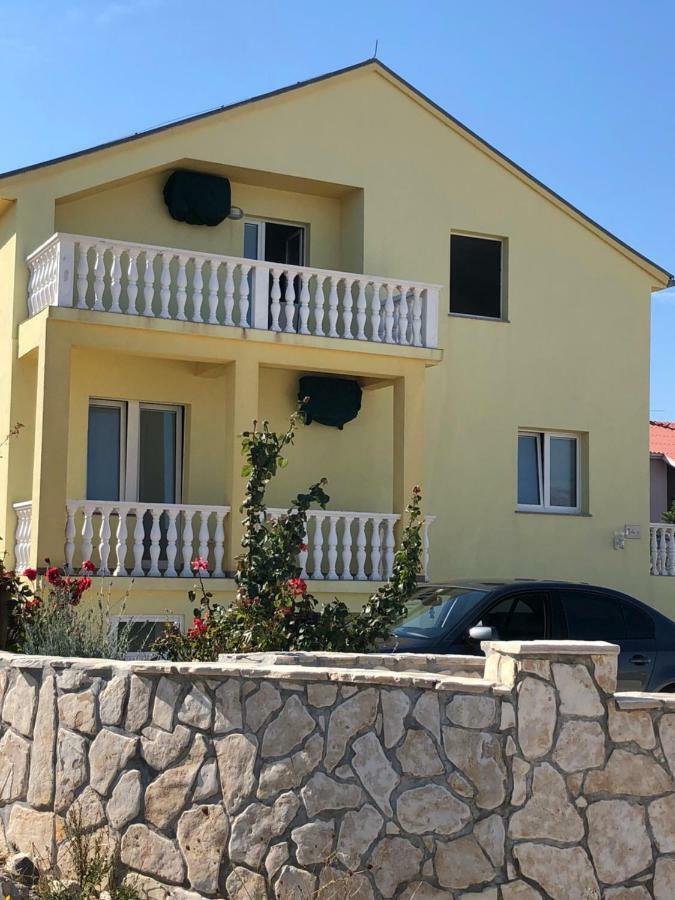Miro Apartmani Ražanac Extérieur photo