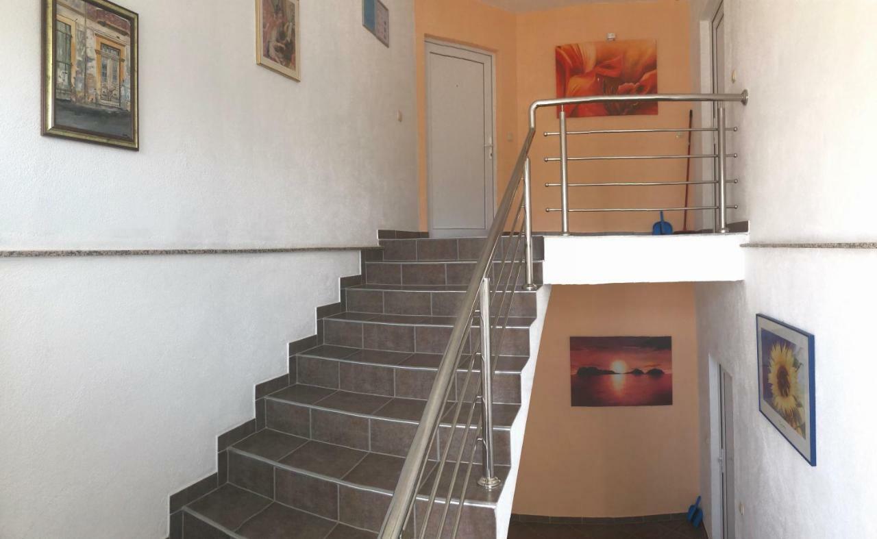 Miro Apartmani Ražanac Extérieur photo